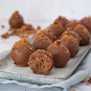 Chocolate chip cookie truffles