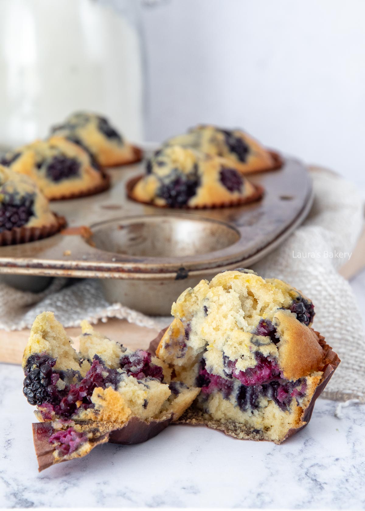 Lemon blackberry muffins-4