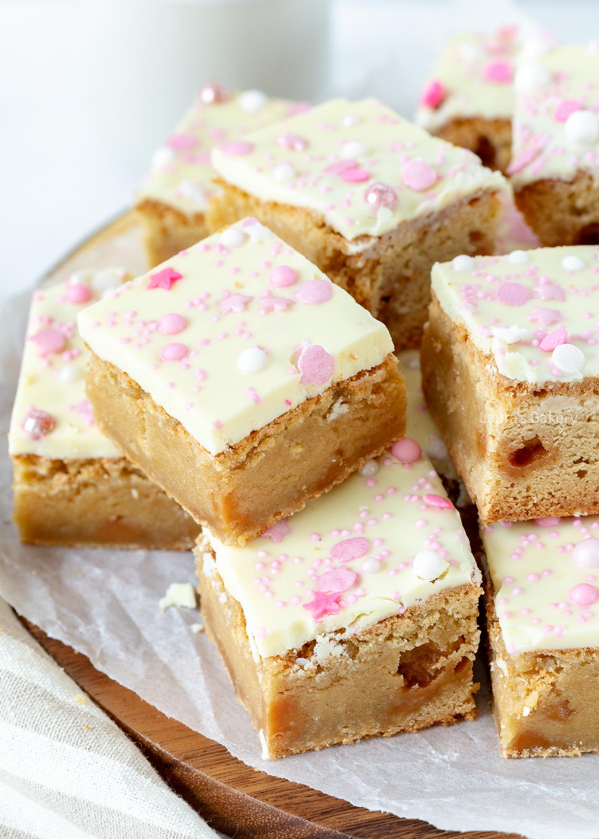 Caramel blondies-3