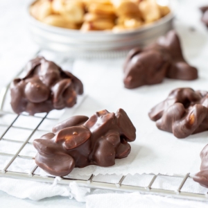 Peanut clusters