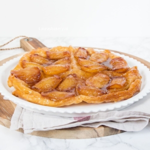 Apple tarte tatin
