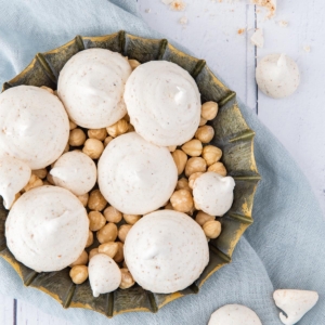 Hazelnut meringue
