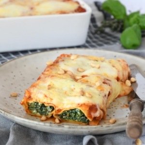 Spinach and ricotta cannelloni