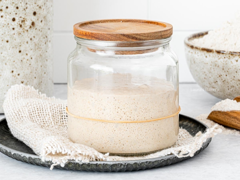 How to make a sourdough starter