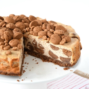 Dutch kruidnoten cheesecake
